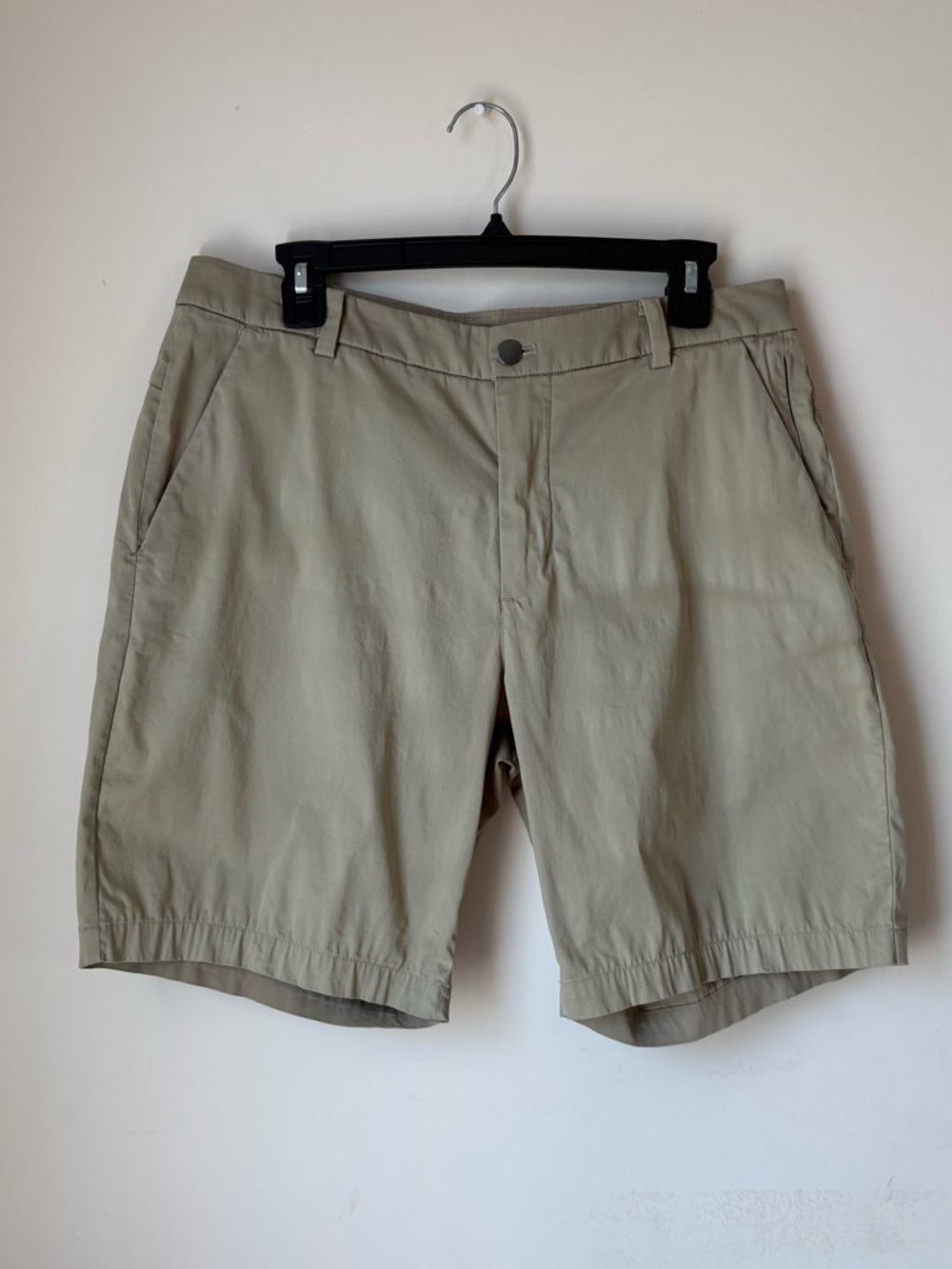 Lululemon Commission Chino Shorts Men’s 32(waist 34”) Tofino Sand Pockets